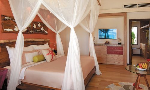 OBLU_SELECT_SANGELI_BEACH_VILLA_1900x850