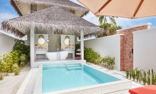 iruveli_grand_beach_suite_1